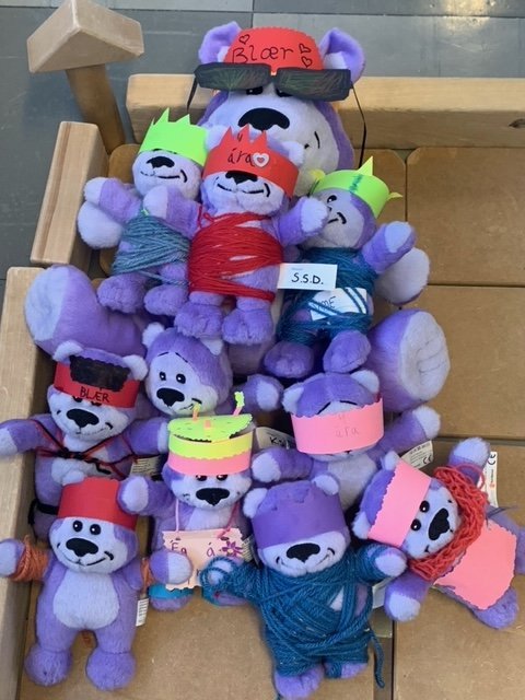 Bangsinn Blær átti afmæli 1. febrúar, en hann er hluti af forvarnarverkefni á vegum Barnaheilla og e…