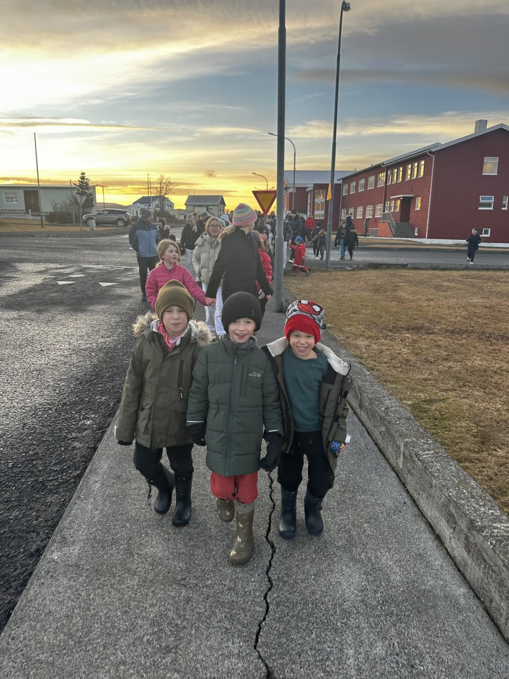 Míla umburðarlyndis og föstudagskveðja