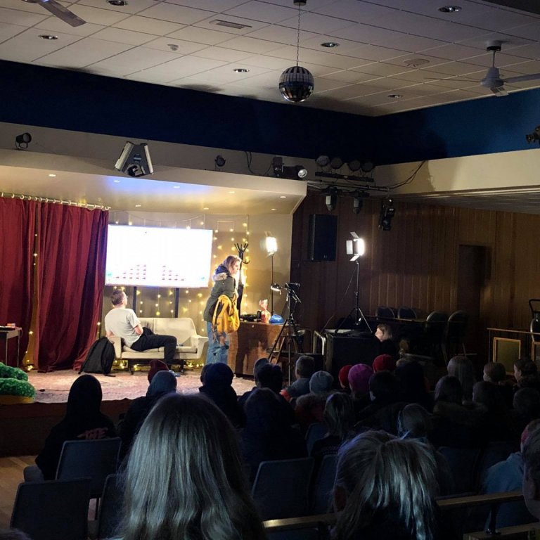 Þjóðleikhúsið á leikferð um landið