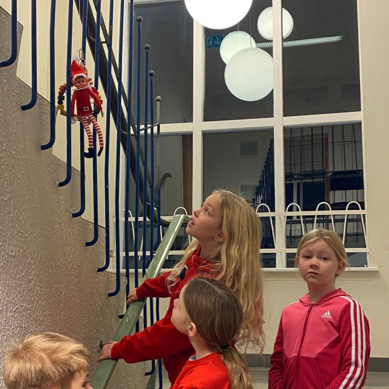 Snjálfur rólar sér í morgunsárið