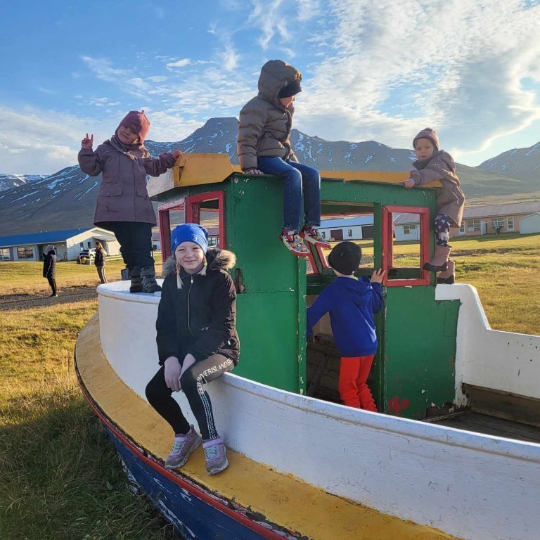 Föstudagur enn á ný