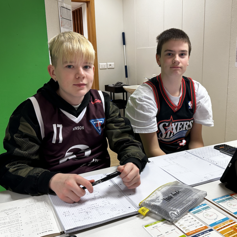 Föstudagskveðja úr Höfðaskóla