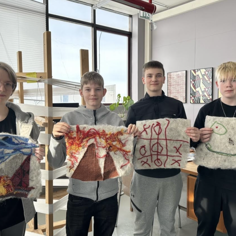 Fyrsta föstudagskveðjan í apríl